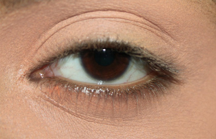 Kareena Kapoor Inspired Eye Makeup (1)